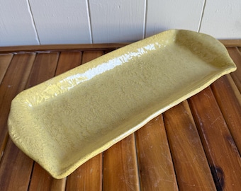Bandeja texturizada de girassol amarelo em porcelana feita à mão