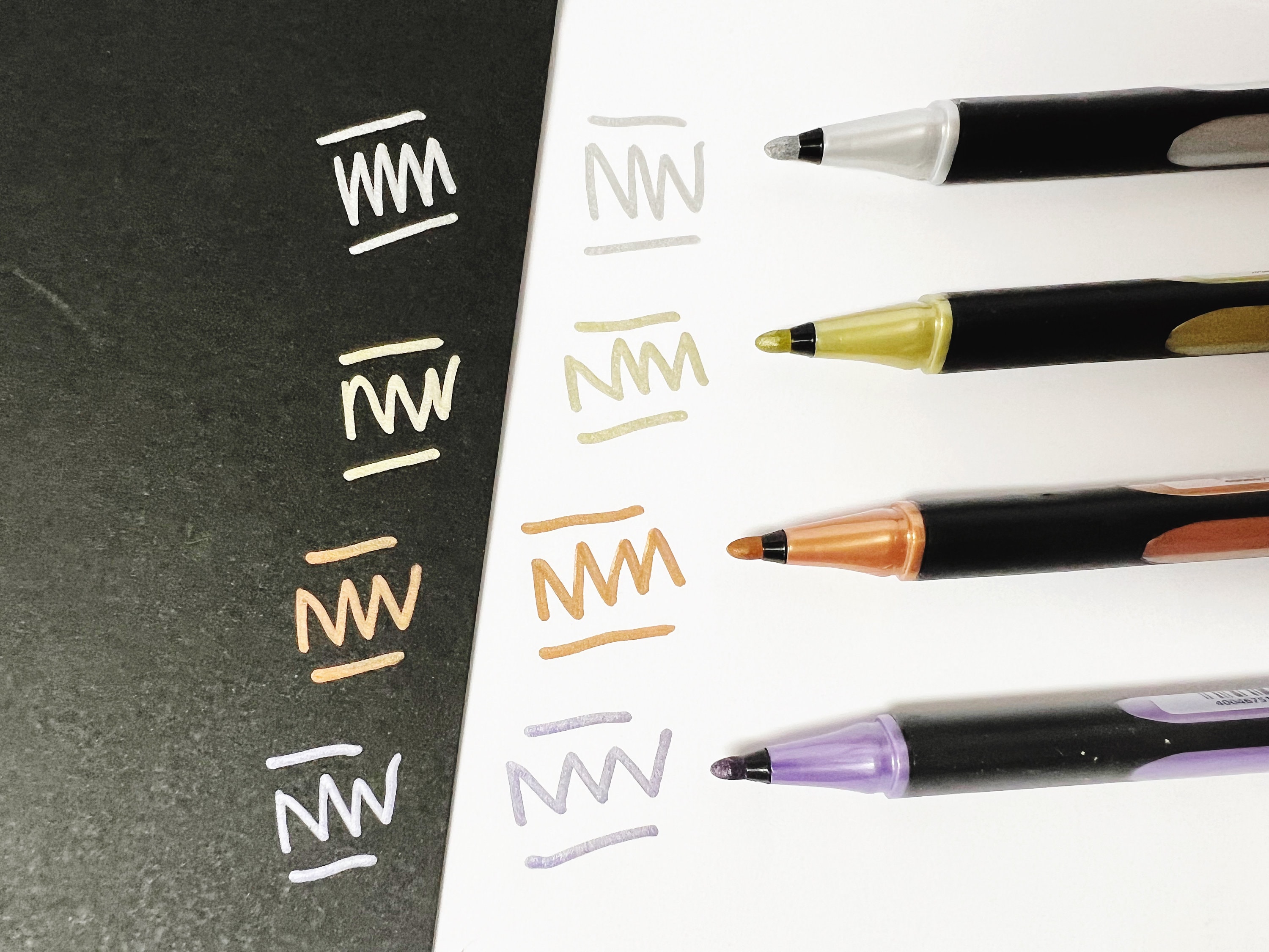 12 Colors Self Contour Metallic Markers, Permanent Marker Craft Pens Markers  For Gift Card, Rock Painting, Scrapbook, Scrapbook, Metal