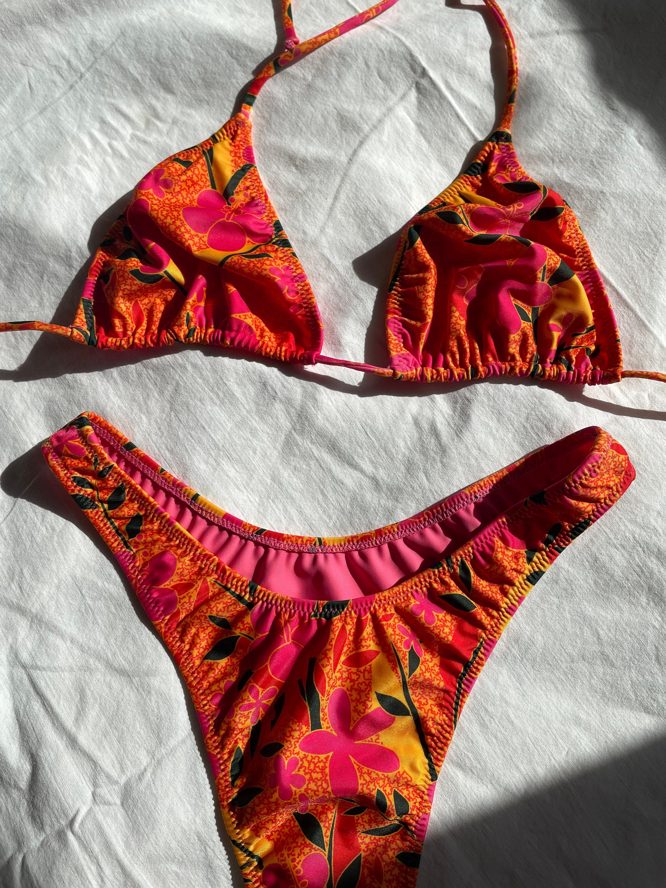 DEADSTOCK VINTAGE Inspired Bikini Thong Style Hawaiian Hibiscus Printed  Bikini 90s 80s 100% Original Custom Print Adjustable String Bikini 