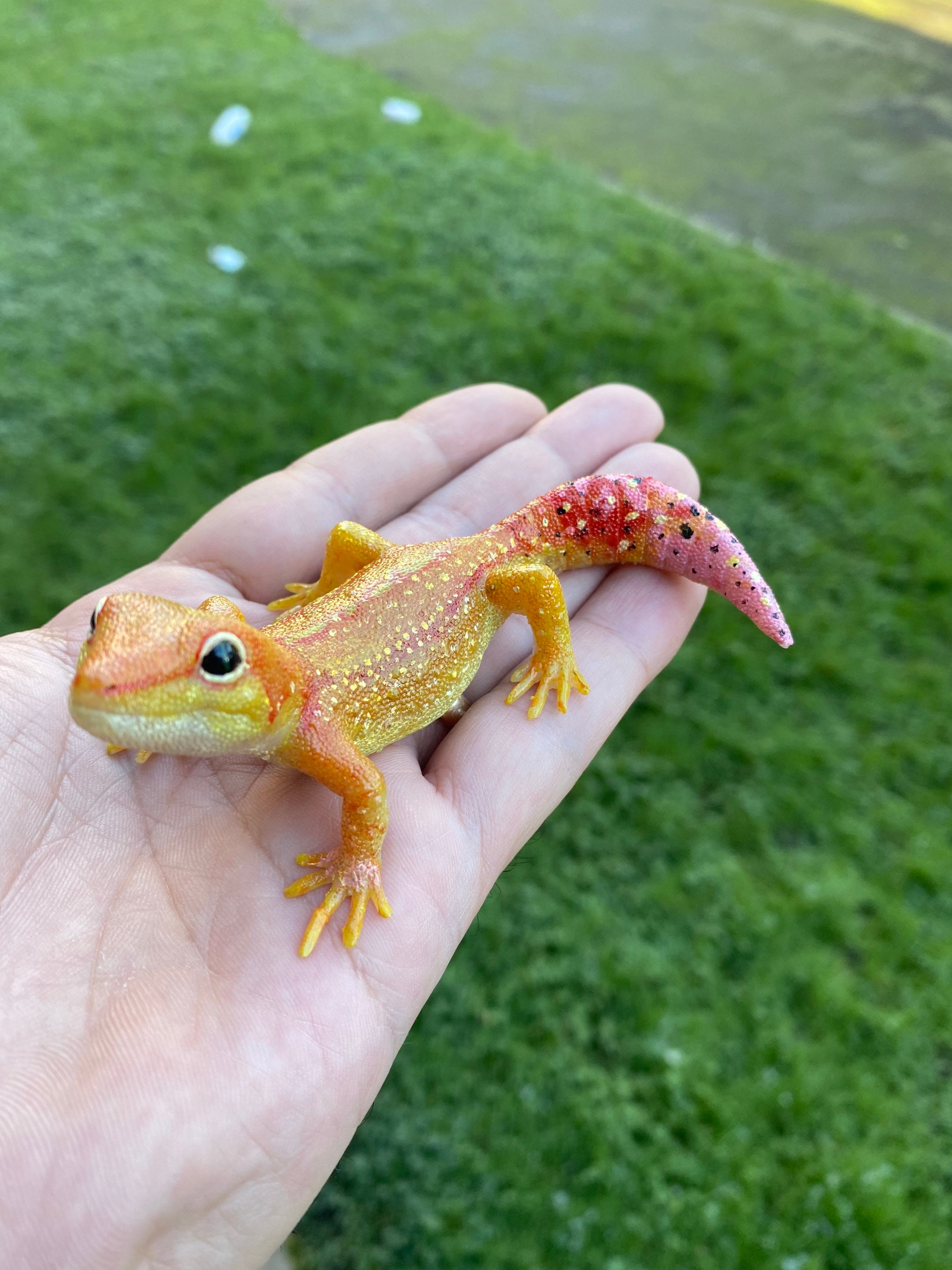 オレンジタイガー シックトゥード ヤモリ フィギュア 長さ12 cm - Etsy 