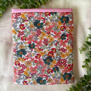 Mini Floral | Flower Print | Book Sleeve | Kindle Sleeve | Protective Pouch