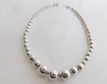Vintage Sterling Silver Ball Necklace (2 available) Graduated 12mm to 6mm    T15
