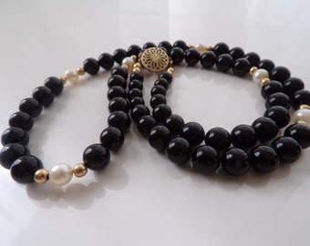 14K Yellow Gold Black Onyx Pearl and Gold Bead 4 Piece Set - Etsy