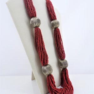 Vintage Red Seed Bead y Silver Necklace T6