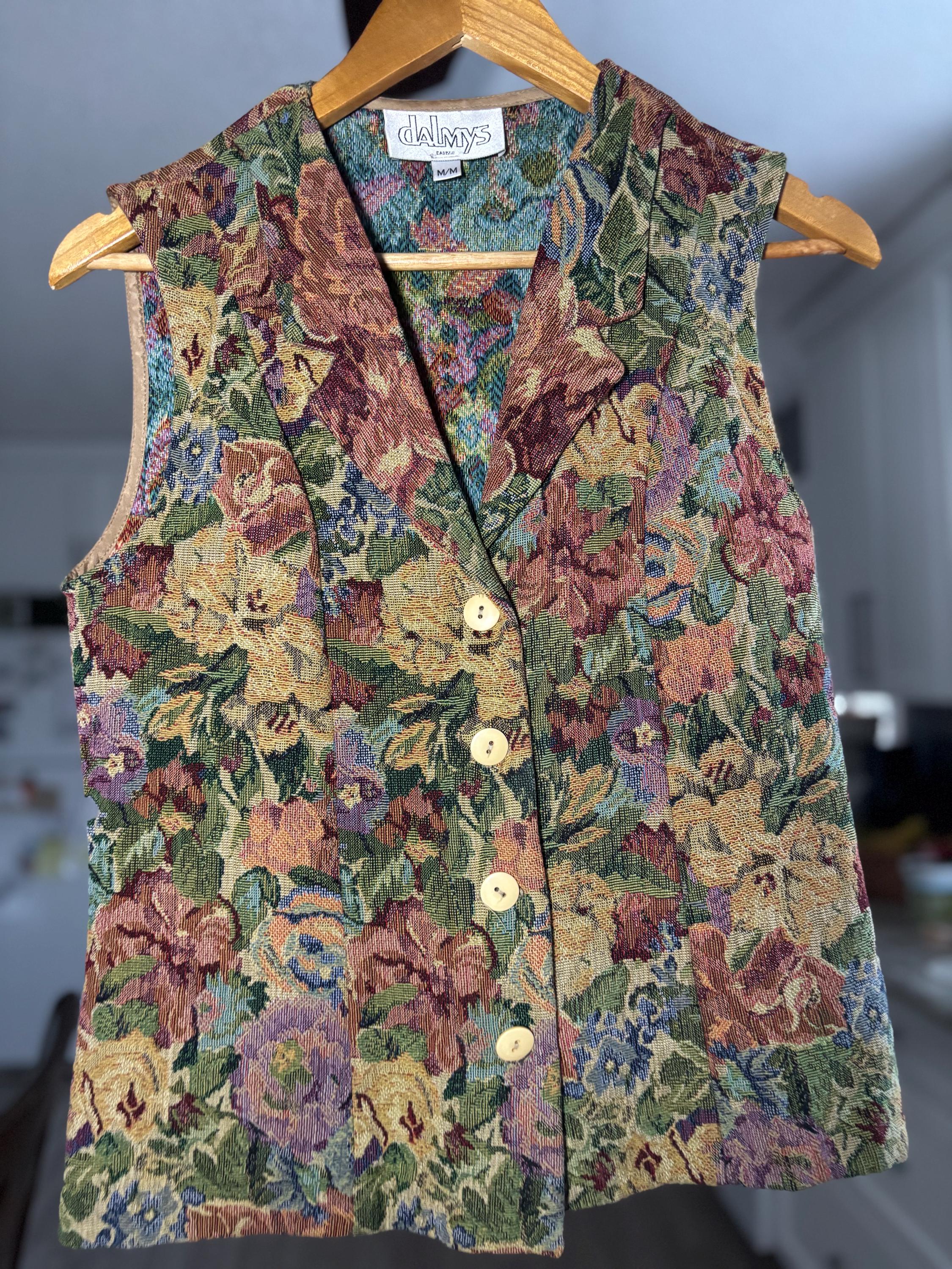 90s Tapestry Vest - Etsy Canada