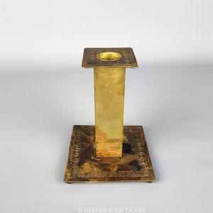 Motifs grecs de bougeoir antique en chandelle des années 1800 par Bradley & Hubbard | Bougeoir à pied victorien vintage Bronze Or Bougeoir