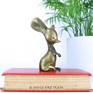 Lovely Brass Mouse Figurine Vintage | Mid Century Gold Metal Mickey Mouse Paperweight Statue | Animal Sculpture Minnie Mouse Christmas Gift image 2