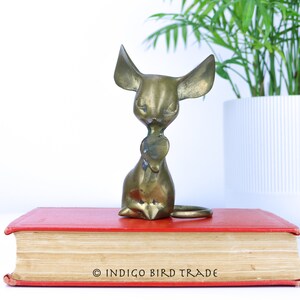 Lovely Brass Mouse Figurine Vintage | Mid Century Gold Metal Mickey Mouse Paperweight Statue | Animal Sculpture Minnie Mouse Christmas Gift image 5