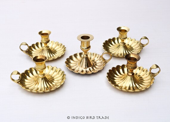 Vintage Single Brass Scalloped Taper Candle Holder Vintage Single Brass Scalloped Taper Candle Holder