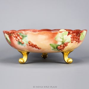 Antike Fuß Französische Limoges Porzellan Servierschüssel | Vintage Handbemalte Obstschale mit Vergoldeten Füßen Made in France Französischer Shabby Chic