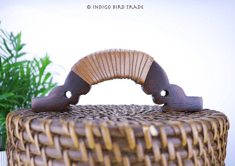 Vintage Rattan Round Basket with Lid and Wood Handle | Antique Handwoven Wicker Container Tote Bag | Wooden Picnic Basket Magazine Holder image 2