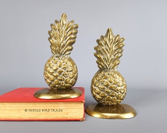 Vintage Pair of Brass Pineapple Bookends | Antique Gold Metal Pineapple Book Holders | Mid Century Tropical Palm Book Ends Library Decor
