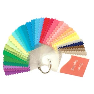 True (Classic) Spring Seasonal Farbpalette von StyleSollungen für Sie