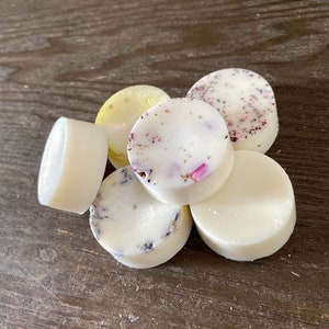 Large 100% Soy Wax Melts various fragrances available 8 hour burn time Vegan soy wax Handmade in the UK image 1