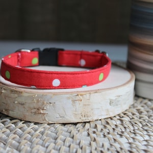 Cat Collar, Red Cat Collar, Breakaway Collar, Polka Dots Dog Collar ,Small Dog Collar, Kittens, Non-Breakaway Collar, Tiny Dog, Pet Gifts