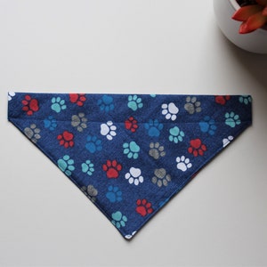 Dog Bandanas, Cat Bandanas, Blue Bandanas, Over the Collar Bandanas,Dog Scarfs,Paw Print Bandanas, Pet Bandanas,Pet Collar Bandana,Cat Scarf