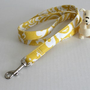 Dog Leash, Yellow Dog Leash, Trendy Dog Lead, Floral Dog Leash, Pet Leash, Cute Dog Leash, Handmade Dog Leash, Pet Gifts, Daisy Dog Leash
