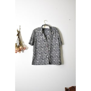 Vintage Notations Navy Blue Cream Abstract Geometric Button Up Blouse Top Womens