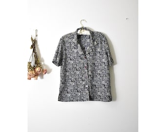 Vintage Notations Navy Blue Cream Abstract Geometric Button Up Blouse Top Womens