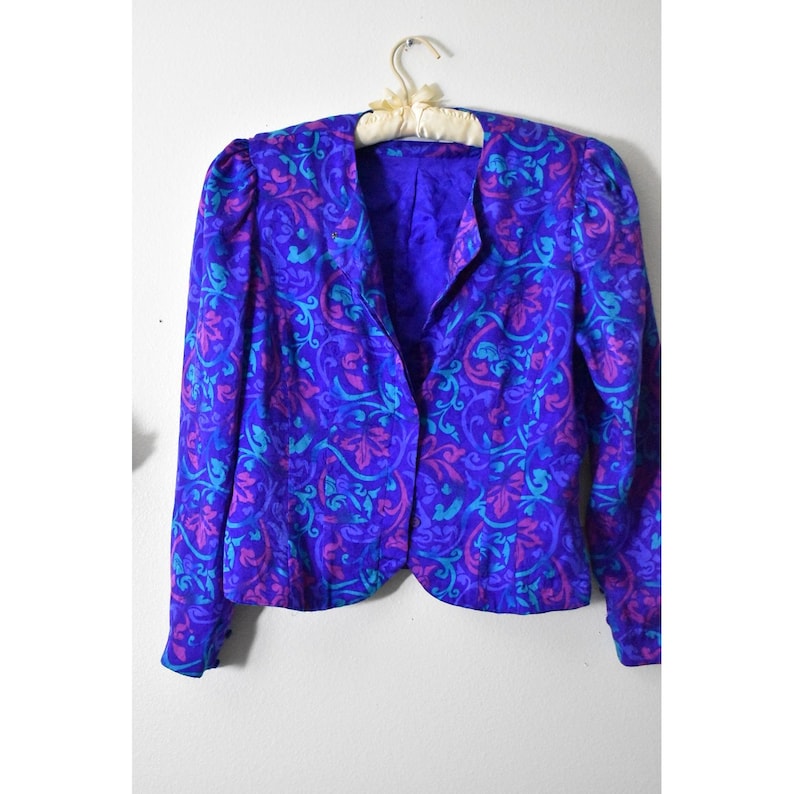 Adrianna Papell Vintage 80s 100% Silk Blazer Purple Floral Damask Puff Shoulder image 2