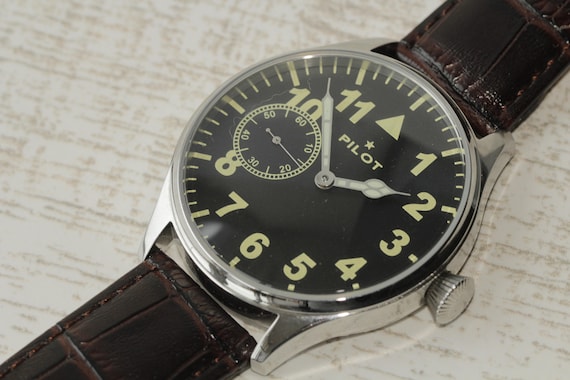 aviator style watch