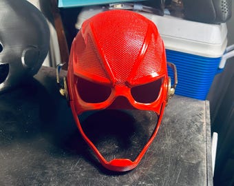 Season 6-8 CW Flash/Reverse Flash Helmet with Magnetic Jaw Made to Order