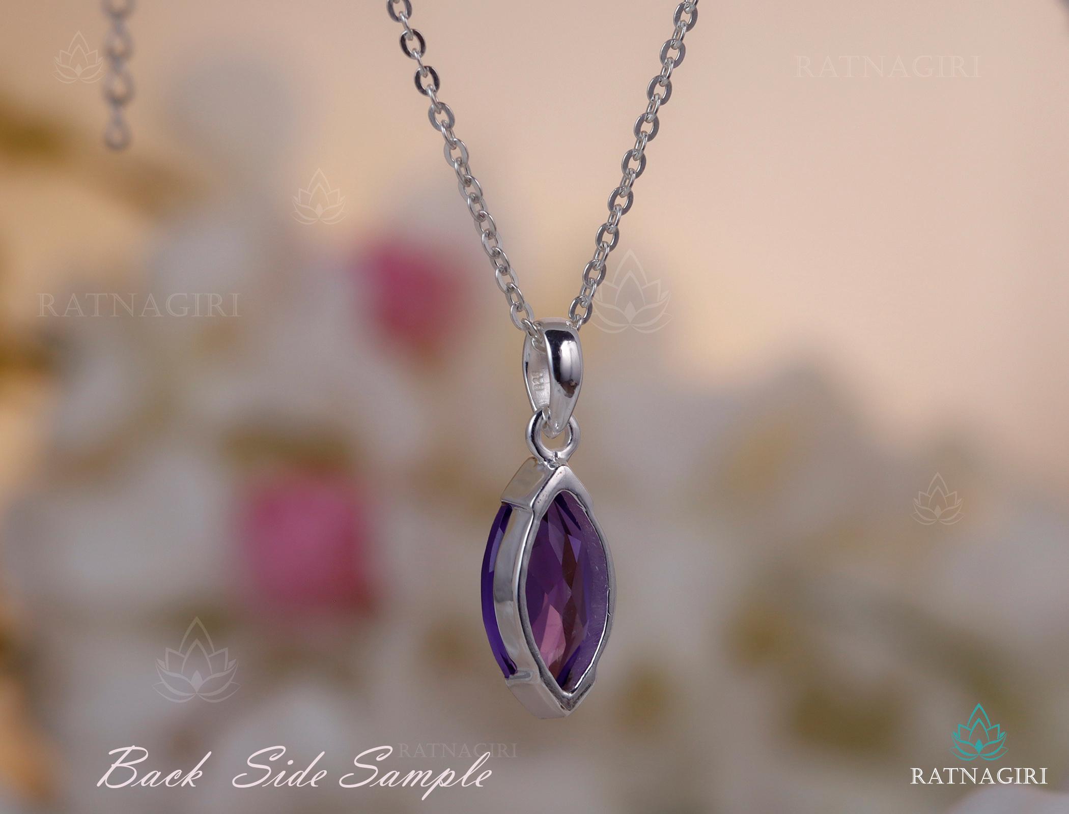Collier Pendentif Plaqué Or 18 Carats Avec Cristal De Morganite Et Strass - Très Bon état Occasion