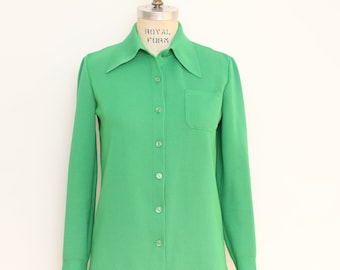 60s/70s unbranded kelly green acrylic knit cardigan