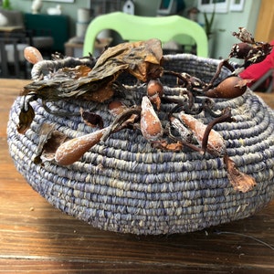 Natural Seaweed Hand-woven Basket, Vintage Basket With Lid