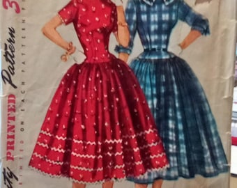 Simplicity Dress Pattern #4996