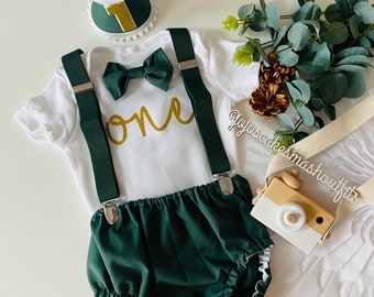 Baby Boys Cake Smash Outfit. 1st birthday set. Forest Green and gold Fabric/ white. Bow tie, braces, hat, nappy/diaper cover. Safari