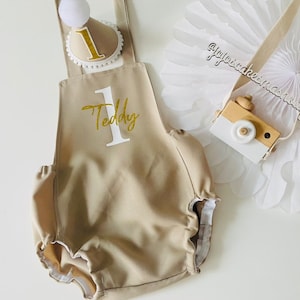 Personalised First Birthday Romper with Party Hat: Beige & Gold Cake Smash Outfit.
