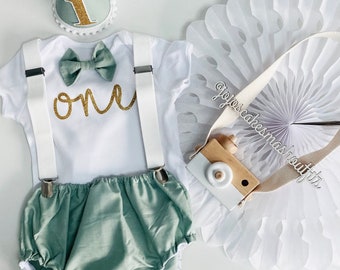 Baby Boys Cake Smash Outfit. 1st birthday set. Sage Green and gold Fabric/ white. Bow tie, braces, hat, nappy/diaper cover. Neutral, spring