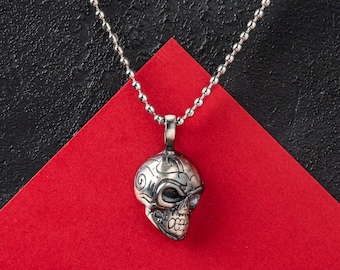 Skull Pendant Necklace - Skull Pendant in Silver - Mens Skull Necklace - Men's necklaces - Silver Men Necklace