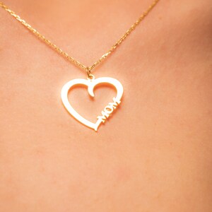 Collar MOM personalizado - Collar de regalo para la madre - Regalo para mamá - Collar de corazón delicado - Collar de corazón DE ORO - Regalo del día de la madre