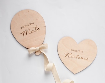 Plaque personnalisée en bois, Carte étape, Bienvenue Bébé, forme ballon ou coeur pour photo, pour décoration chambre ou plaque de porte