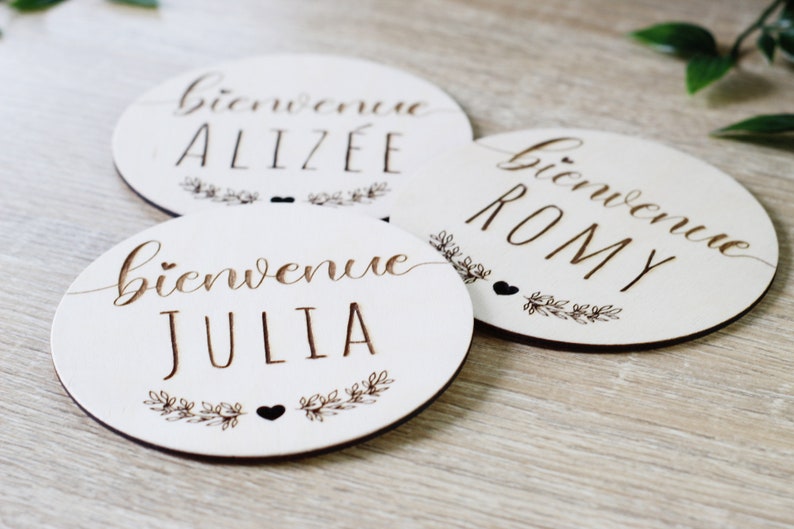 Baby milestone card, Baby welcome card nature pattern and little heart, diameter 11cm image 5