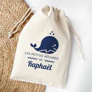 Pochon baleine, Sac personnalisé prénom, Les petites affaires, Pochon à cordelettes marin, Sac crèche maternelle, Tenue naissance