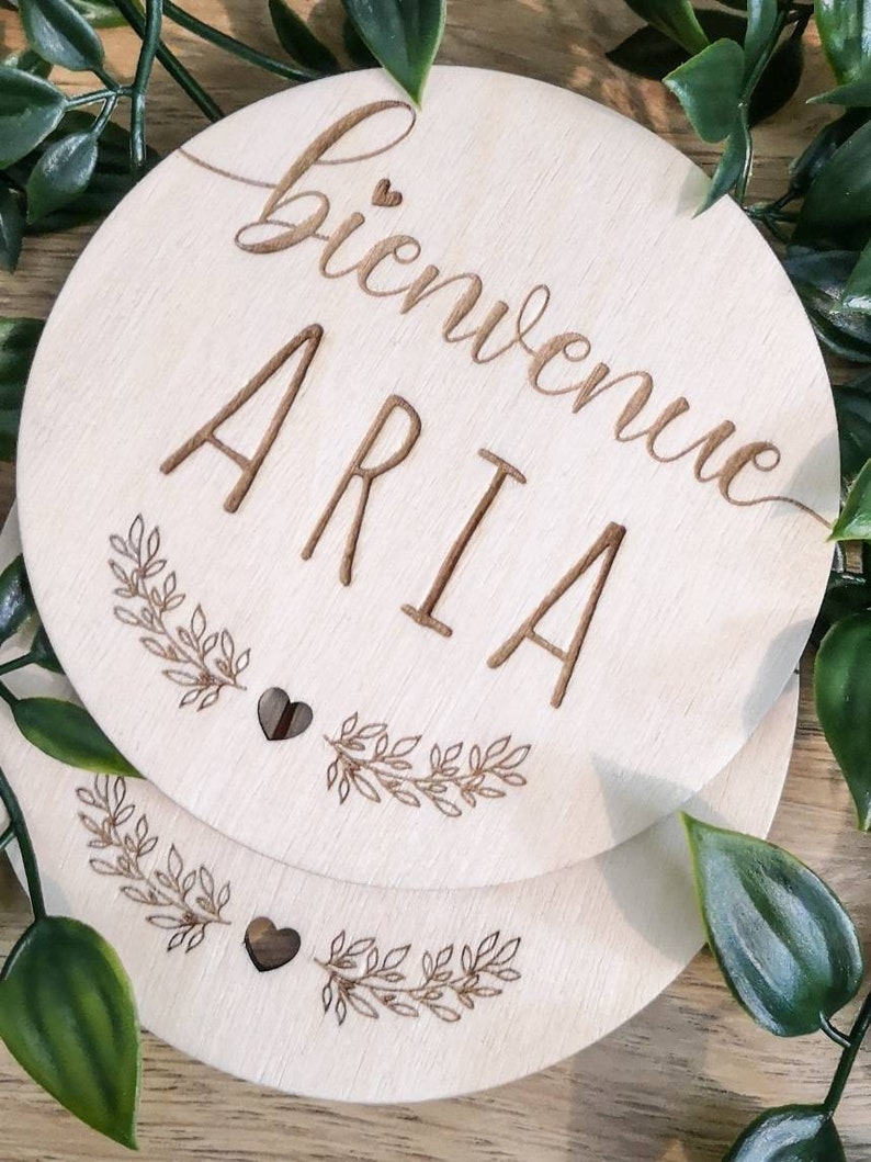Baby milestone card, Baby welcome card nature pattern and little heart, diameter 11cm image 3