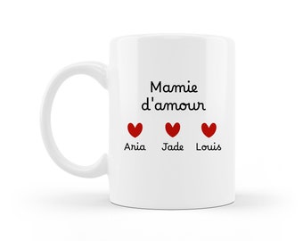 Mug cadeau mamie personnalisé, coeurs avec les prénoms des petits-enfants, tasse pour fête des grands-mères 2024 ou fête des mères