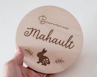 Welcome Birth Announcement Card, Personalized First Name Wooden Card, Photo accessory to present baby to the family, Rabbit decorative plaque