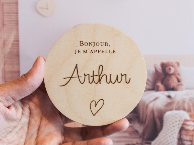 Carte Bonjour je m’appelle motif coeur, Carte en Bois personnalisée prénom, Accessoire photo pour annoncer naissance image 6