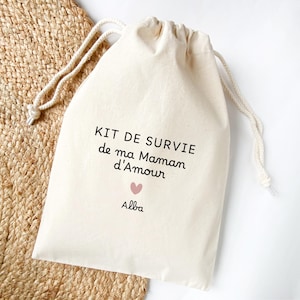 Pochon Maternité Maman personnalisé, Kit de Survie de ma Maman d'amour, Kit Maman avec prénom de bébé, Sac cœur pour stylo livre et chocolat