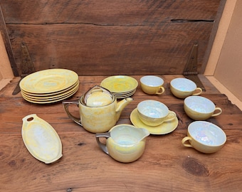 Antikes gelbes Lüsterware-Teeservice aus den 1920er Jahren – 19-teilig – schillerndes Art-déco-Teeservice