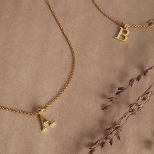 Turandoss Personalisierte Halskette Damen - 14K Gold Buchstabenkette Mit Gravur