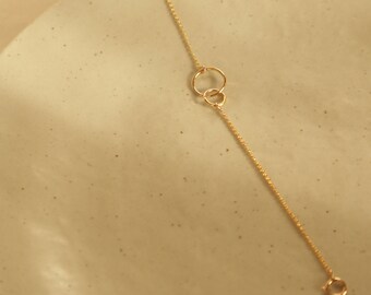 14k Gold Filled Freundschafts Armband, zierliche Karma Kette, Infinity Linked Rings minimalistisch, Geschenk für sie