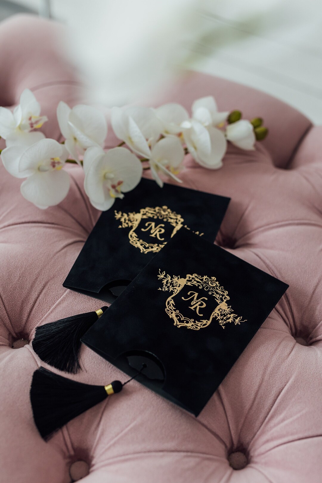 Luxury Black Velvet Envelope and Elegant Acrylic Wedding Invitation