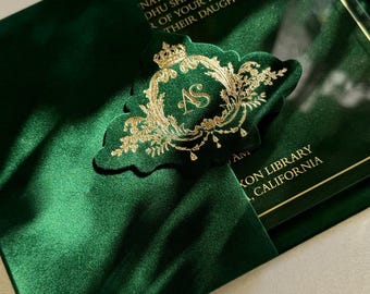 Velvet Emerald Green and Gold Foil Trifold Acrylic | Modern Gold Acrylic Wedding Invitation | Acrylic Tri Fold Wedding Invitation Suites