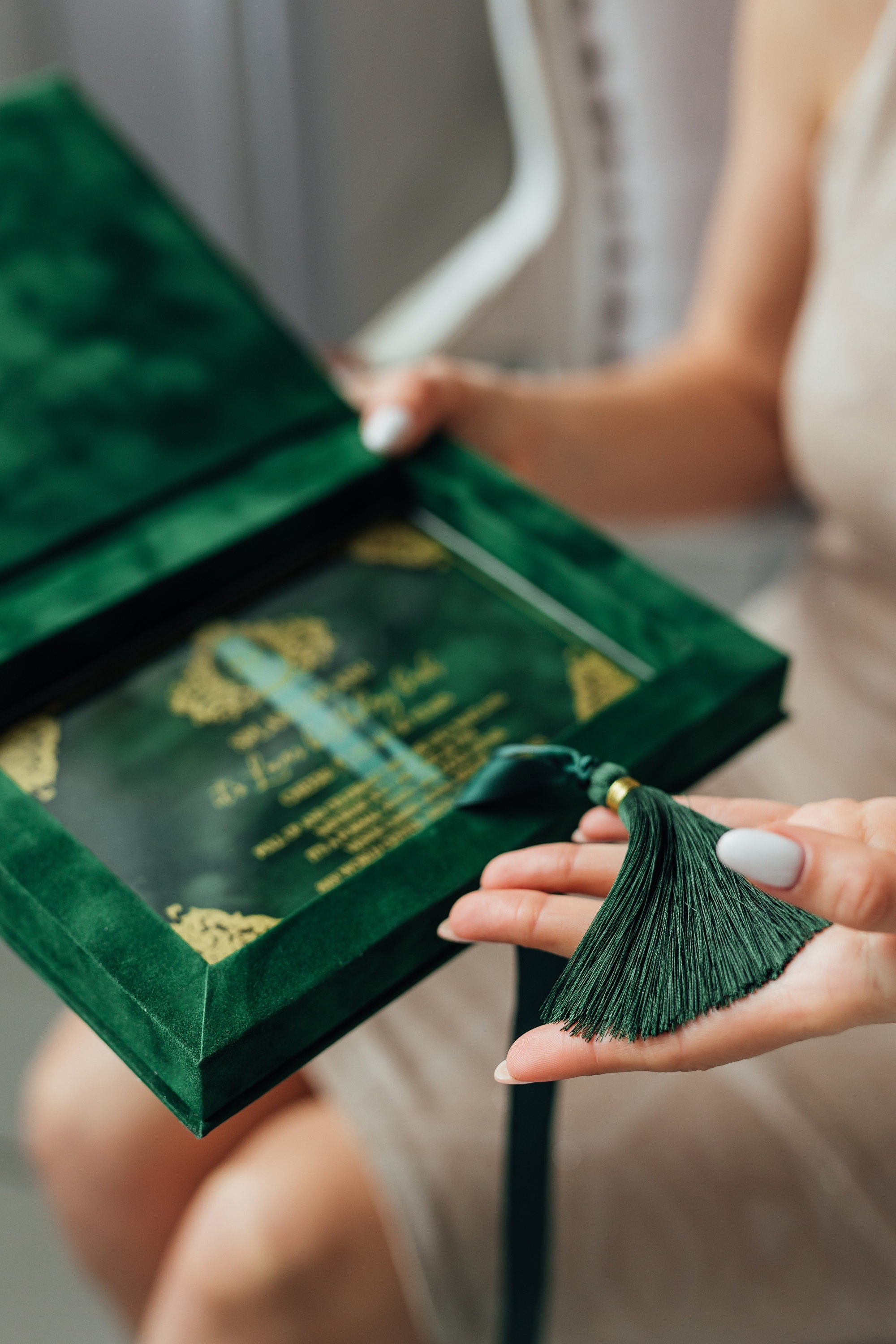 Small Rectangle Lidded Suede Box - Luxury Wedding Invitations, Handmade  Invitations & Wedding Favors