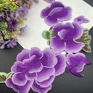 Parche termoadhesivo con flores bordadas para vestidos y disfraces
